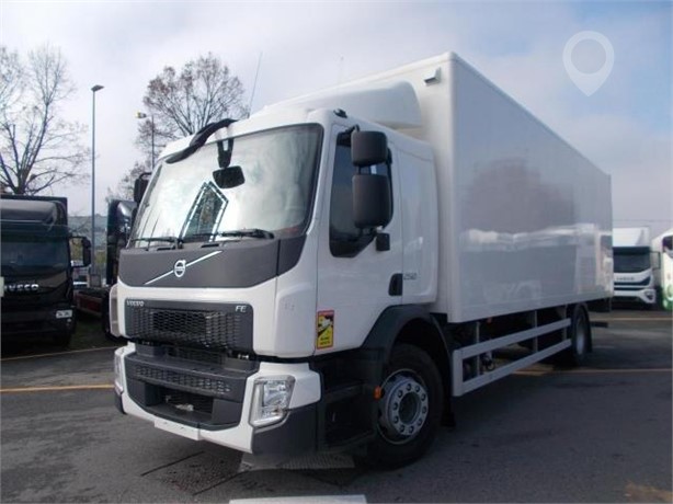2015 VOLVO FE250 Used Box Trucks for sale