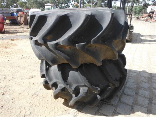 28L-26 WHEELS Used Tyres Truck / Trailer Components for sale