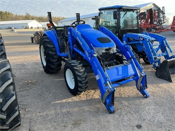 NEW HOLLAND TC33 For Sale in Mosinee, Wisconsin | TractorHouse.com