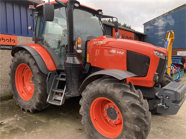 2021 KUBOTA M6-142 Used 100 HP to 174 HP Tractors for sale