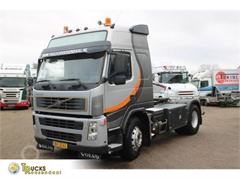 2004 VOLVO FM380 Used Tractor with Sleeper for sale