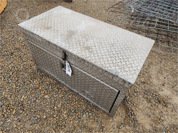 ALUMINUM DIAMOND PLATE TOOL BOX Used Tool Box Truck / Trailer Components auction results