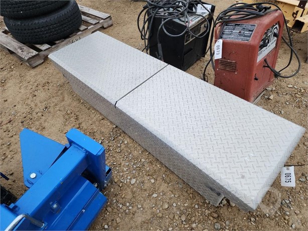 ALUMINUM CROSS TOOL BOX Used Tool Box Truck / Trailer Components auction results