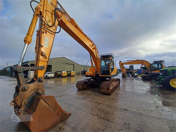 2015 HYUNDAI ROBEX 220 LC-9A Used Crawler Excavators for sale