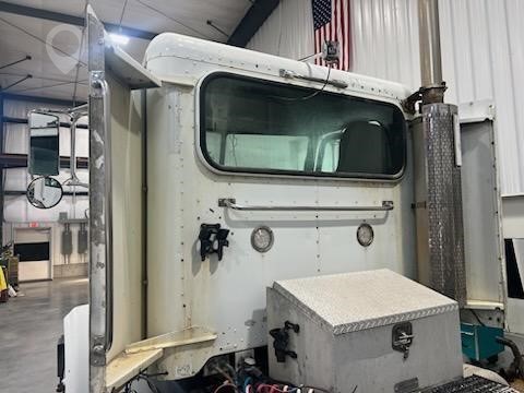 2007 PETERBILT 378 Used Cab Truck / Trailer Components for sale