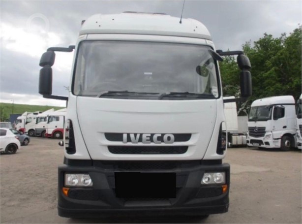 2015 IVECO EUROCARGO 180E25 Used Box Trucks for sale