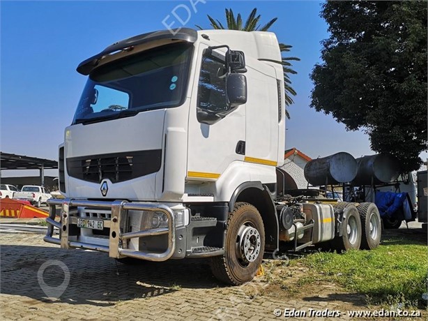 2014 RENAULT PREMIUM LANDER 440 Used Tractor with Sleeper for sale