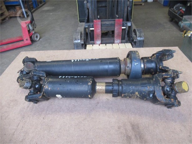 CATERPILLAR 950M - Used Drive Shaft Truck / Trailer Components for sale