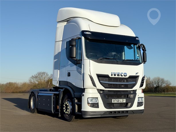 2018 IVECO STRALIS NP400 Used Tractor with Sleeper for sale