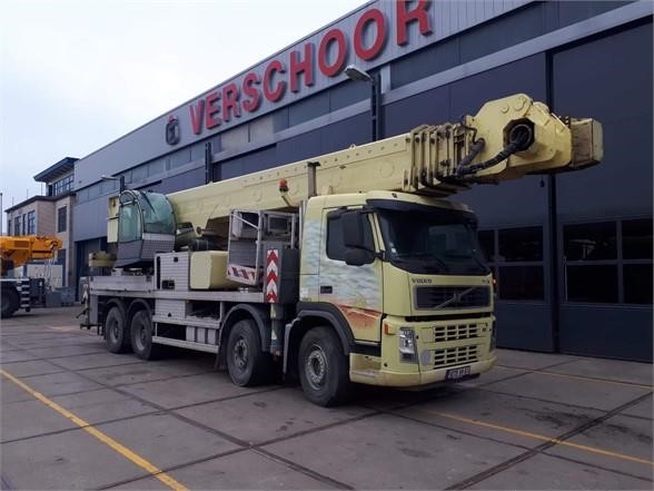 2004 VOLVO FM12 Used Tractor with Crane for sale