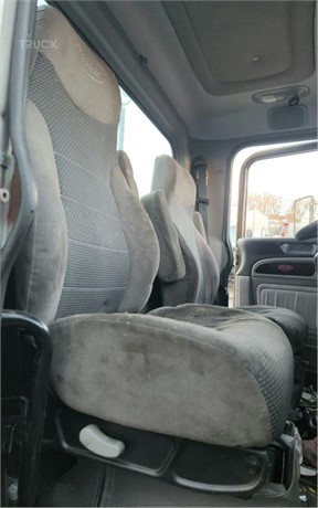 2016 PETERBILT 389 Used Sitz LKW- / Anhängerkomponenten zum verkauf