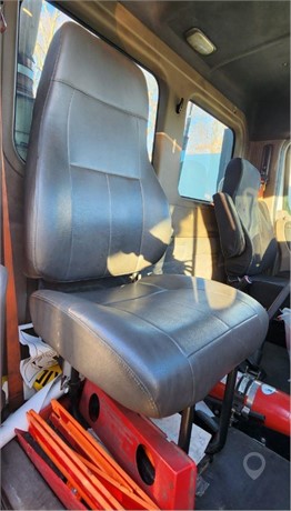 2011 FREIGHTLINER CASCADIA 113 Used Seat Truck / Trailer Components for sale
