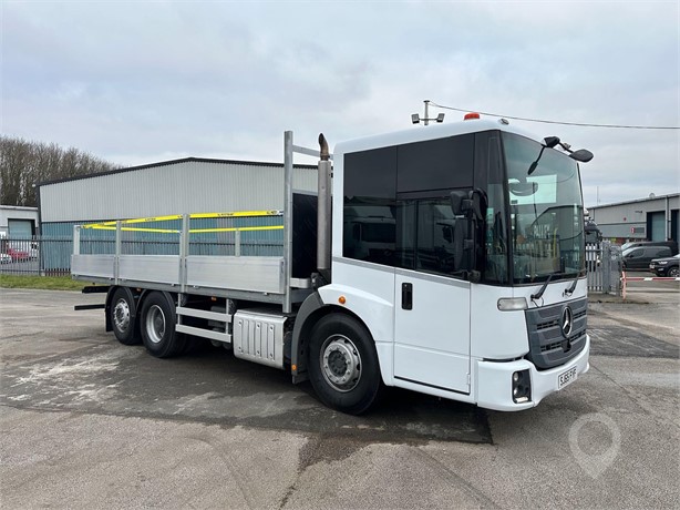 2015 MERCEDES-BENZ ECONIC 2628 Used Dropside Flatbed Trucks for sale