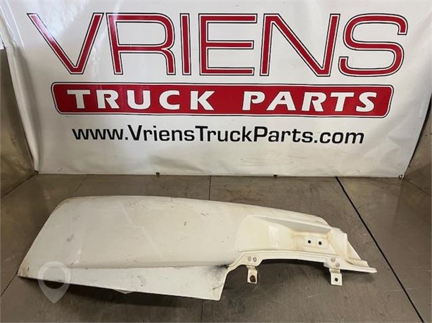 STERLING L9501 Used Body Panel Truck / Trailer Components for sale