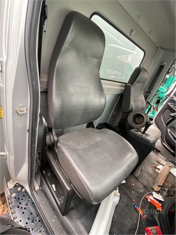 2020 HINO 268 Used Sitz LKW- / Anhängerkomponenten zum verkauf
