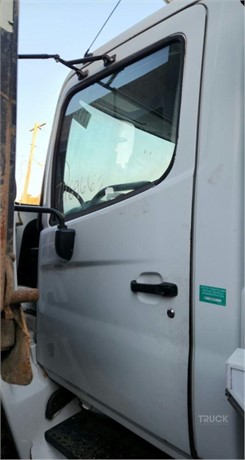 2007 HINO 268 Used Tür LKW- / Anhängerkomponenten zum verkauf
