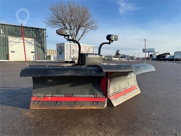 HINIKER 9'2" POLY V Used Plow Truck / Trailer Components for sale