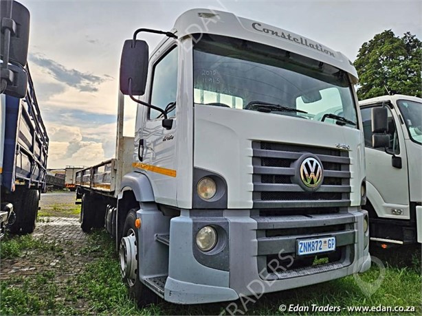 2010 VOLKSWAGEN CONSTELLATION 15-180 Used Standard Flatbed Trucks for sale