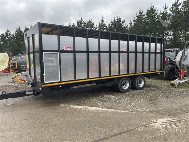 2024 JPM CATTLE BOX New Livestock Trailers for sale