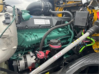 2024 VOLVO D13N455 Gebraucht Motor LKW- / Anhängerkomponenten zum verkauf