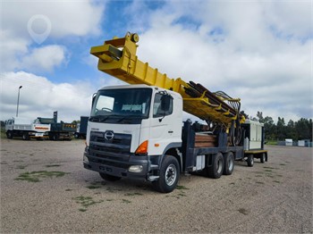2006 HINO 700 3241 Used Standard Flatbed Trucks for sale