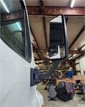 2019 FREIGHTLINER CASCADIA 125 Used Glass Truck / Trailer Components for sale