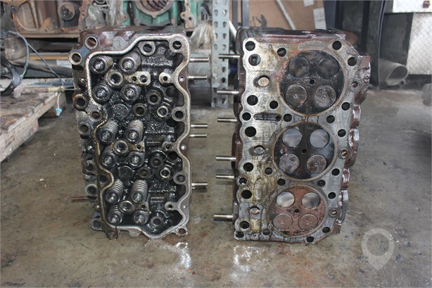 2004 MACK E7 AC-355/380 Used Cylinder Head Truck / Trailer Components for sale