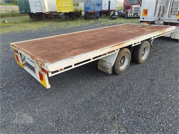 1996 HAULMARK PIG TRAILER Used Tag / Plant Trailers for sale