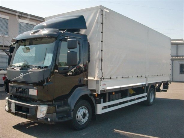 2017 VOLVO FL250 Used Curtain Side Trucks for sale