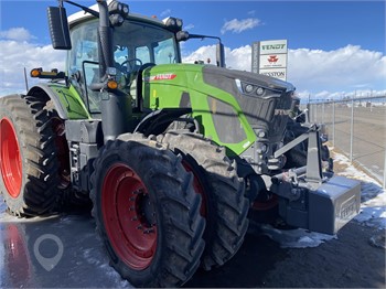 New FENDT 300 HP or Greater Tractors For Sale