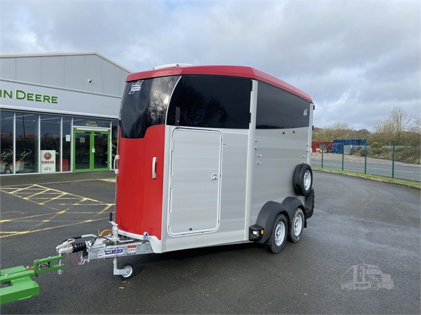2024 IFOR WILLIAMS HBX511 New Horse Trailers for sale