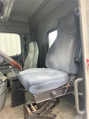 1998 FREIGHTLINER C120 CENTURY Used Seat Truck / Trailer Components for sale