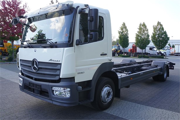 2018 MERCEDES-BENZ ATEGO 1530 Used Chassis Cab Trucks for sale