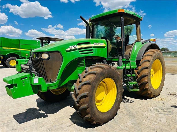 2005 JOHN DEERE 7820 Used 100 HP to 174 HP Tractors for sale