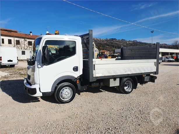 2012 RENAULT MAXITY 130.35 Used Dropside Flatbed Vans for sale