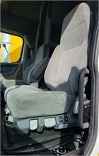 2015 FREIGHTLINER CASCADIA 132 Gebraucht Sitz LKW- / Anhängerkomponenten zum verkauf