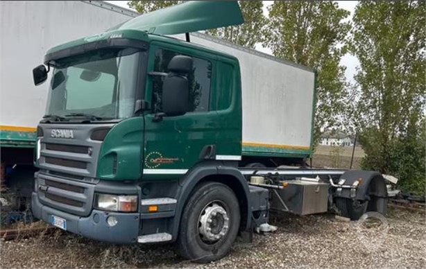 2011 SCANIA P280 Used Skip Loaders for sale