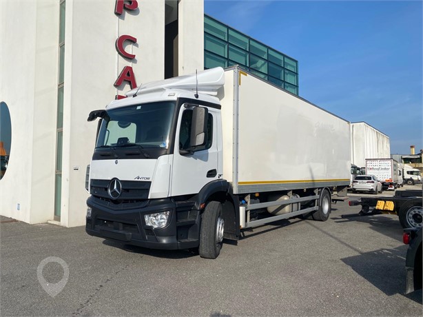 2017 MERCEDES-BENZ ANTOS 1830 Used Box Trucks for sale