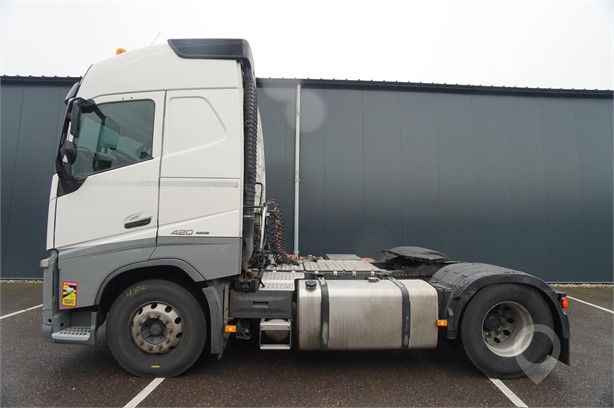 2015 VOLVO FH420 Used Tractor Pet Reg for sale