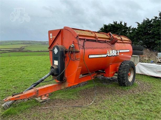 ABBEY 2070 Used Dry Manure Spreaders for sale