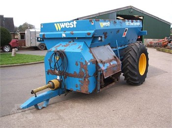 2002 WEST DUAL 1300 Used Dry Manure Spreaders for sale
