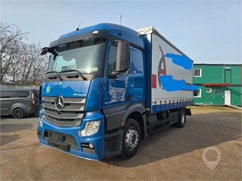 2017 MERCEDES-BENZ ACTROS 1843 Used Curtain Side Trucks for sale