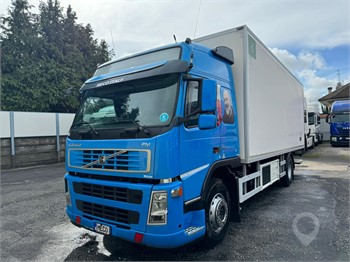 2009 VOLVO FM300 Used Refrigerated Trucks for sale