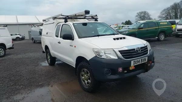 2014 TOYOTA HILUX D4D Used Pickup Trucks for sale