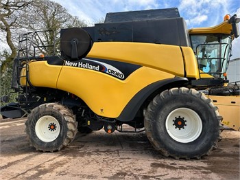 2004 NEW HOLLAND CR980 Used Combine Harvesters for sale
