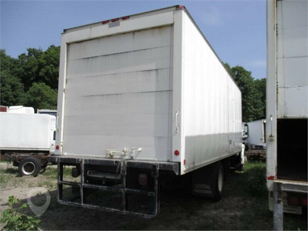 2010 CENTRAL TRUCK BODY 26FT REEFER 86IN DOOR Used Other Truck / Trailer Components for sale