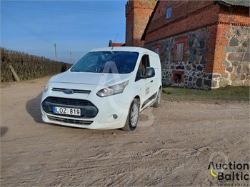 2017 FORD TRANSIT CONNECT Used Luton Vans for sale
