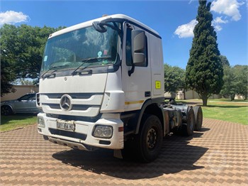2014 MERCEDES-BENZ 3344 Used Tractor with Sleeper for sale