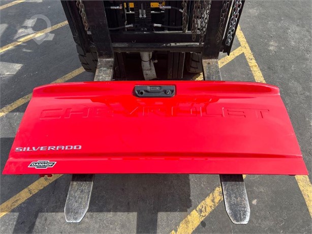 2020 CHEVROLET SILVERADO CLASSIC Used Body Panel Truck / Trailer Components for sale
