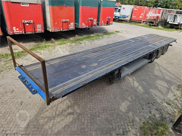 2010 SYSTEM TRAILERS SAF - DISC Used Standard Flatbed Trailers for sale